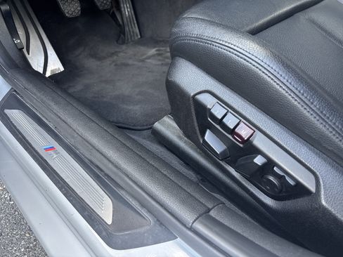 Used 2014 BMW 335i xDrive Sedan AWD/4WD image 27