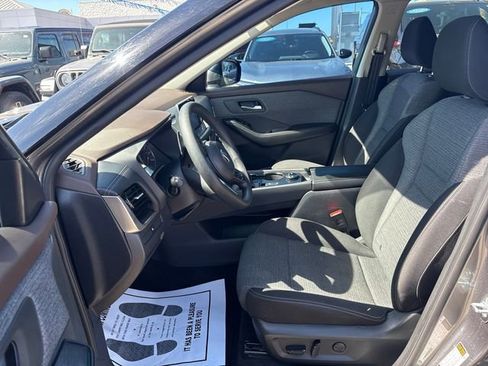 Used 2021 Nissan Rogue SV AWD/4WD image 8