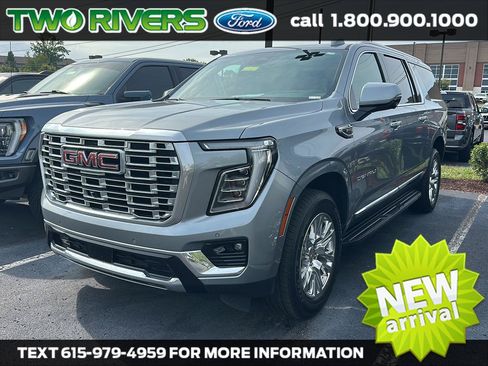 Used 2025 GMC Yukon XL Denali RWD image 1