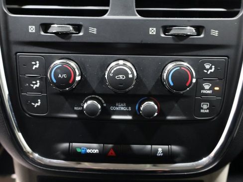 Certified 2020 Dodge Grand Caravan SE w/ UConnect Hands-Free Group image 29