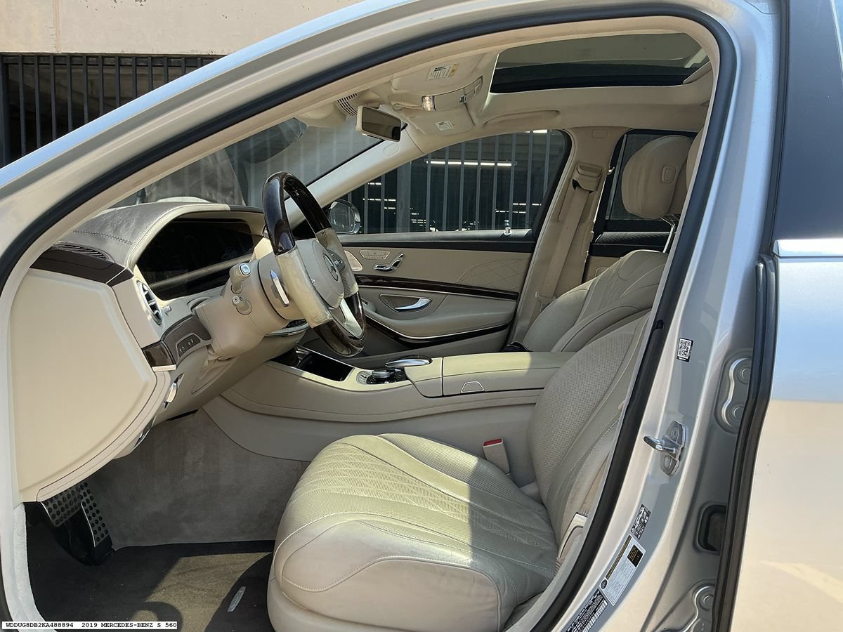 Used 2019 Mercedes-Benz S 560 Sedan image 8