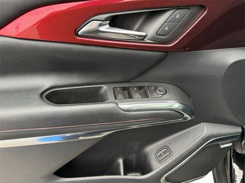 Used 2024 Chevrolet Traverse Z71 w/ Enhanced Driving Package image 11