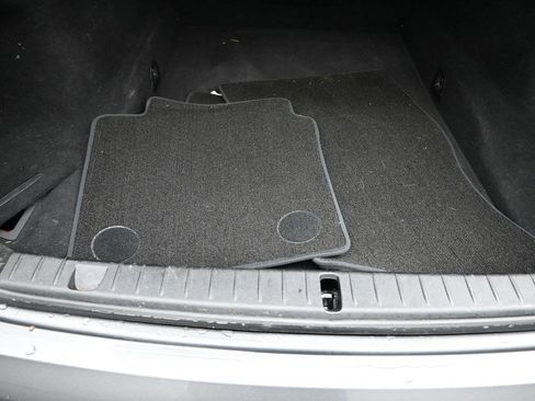 Used 2018 BMW 740i image 16