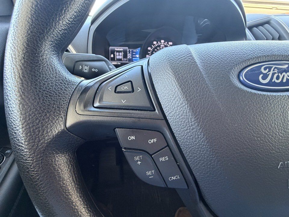 Used 2024 Ford Edge SEL w/ Cargo Accessory Package AWD/4WD image 13