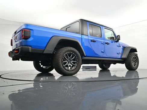 Used 2023 Jeep Gladiator Mojave w/ LED Lighting Group AWD/4WD image 39