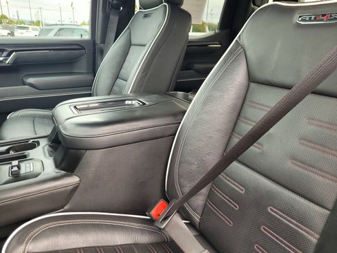Used 2022 GMC Sierra 1500 AT4X image 16