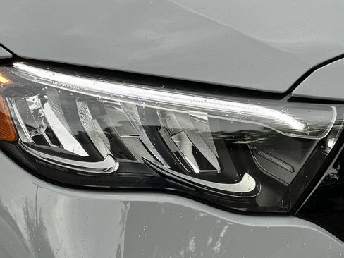 Used 2026 Mercedes-Benz E 350 Sedan image 10