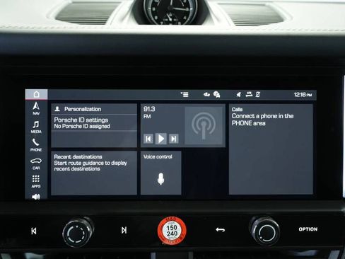 Certified 2026 Porsche Macan AWD/4WD image 17