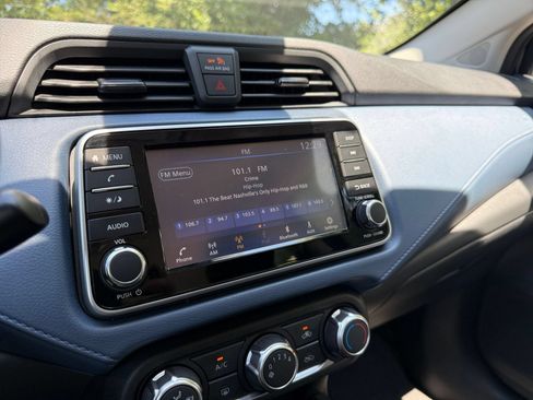 Used 2025 Nissan Versa SV FWD image 16