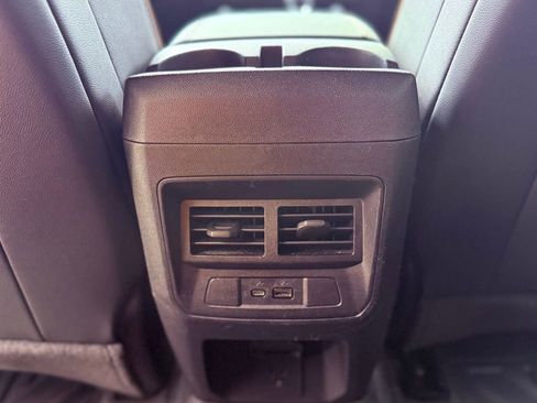 Used 2024 GMC Canyon AT4 w/ Technology Package image 31