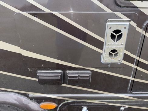 Used 2017 Ford E-450 and Econoline 450 Super Duty w/ Motorhome Prep Package image 48