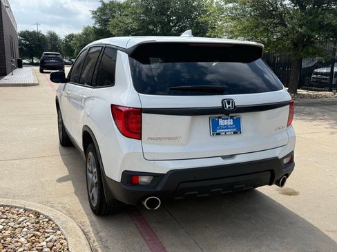 Used 2023 Honda Passport EX-L image 3