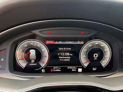 Used 2025 Audi Q8 Prestige AWD/4WD image 26