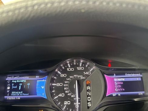 Used 2013 Lincoln MKX FWD image 16