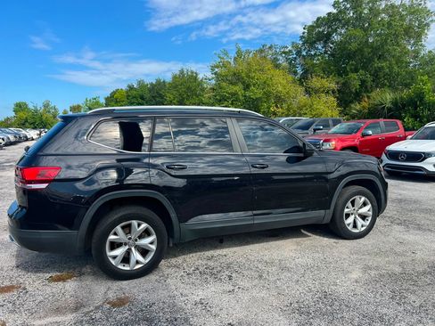 Used 2019 Volkswagen Atlas SE w/ Towing Package FWD image 4