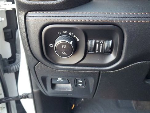 Used 2022 RAM 1500 Limited image 29
