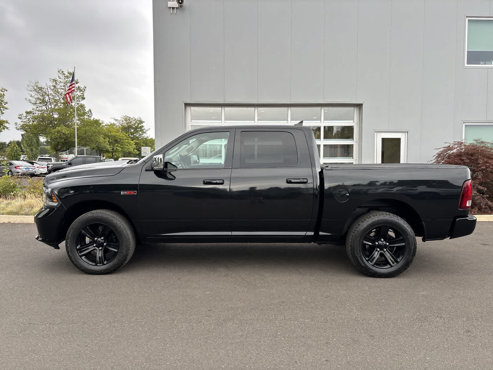 Used 2018 RAM 1500 Sport w/ Convenience Group AWD/4WD image 2