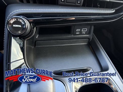 Used 2023 Lexus NX 250 FWD w/ Towing Package (2000 Lbs) image 19