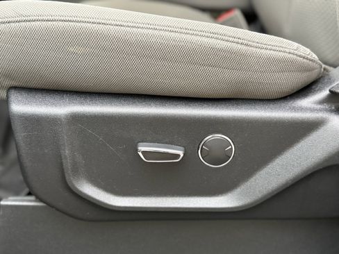 Used 2018 Ford F150 XLT w/ Equipment Group 301A Mid image 15