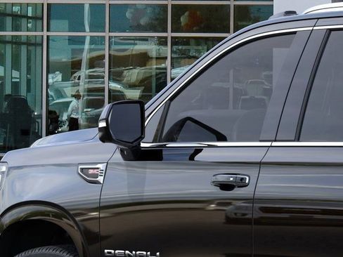New 2026 GMC Yukon XL Denali w/ Denali Reserve Package AWD/4WD image 12