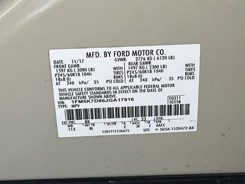 Used 2018 Ford Explorer XLT w/ Equipment Group 201A FWD image 31