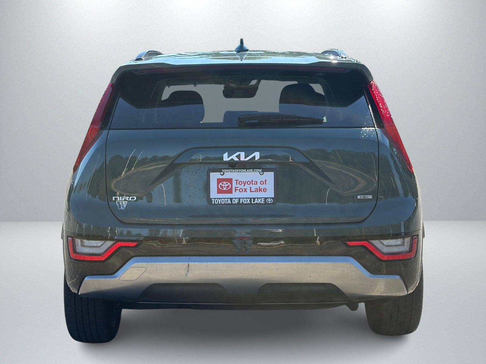 Used 2023 Kia Niro SX Touring FWD image 4