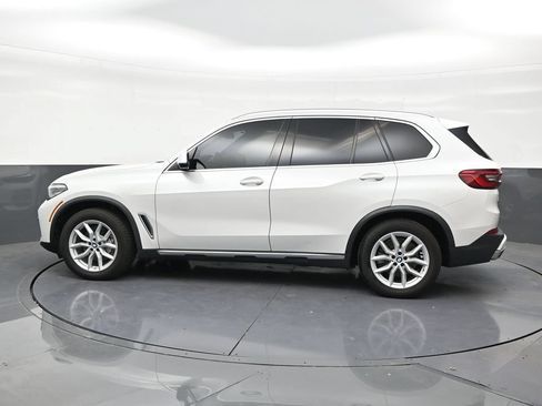 Used 2019 BMW X5 xDrive40i w/ Convenience Package AWD/4WD image 2