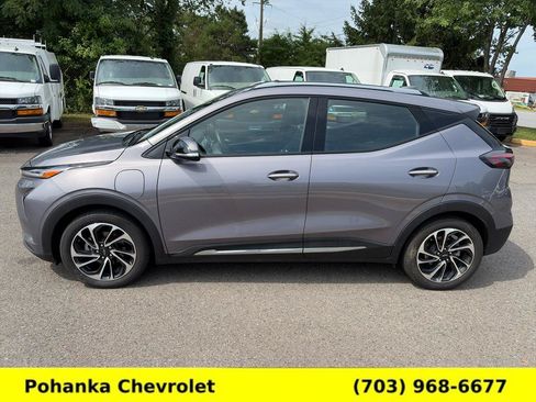 Certified 2023 Chevrolet Bolt EUV Premier FWD image 4