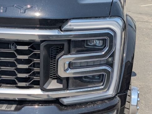 Used 2026 Ford F450 Platinum w/ Platinum Plus Package AWD/4WD image 14