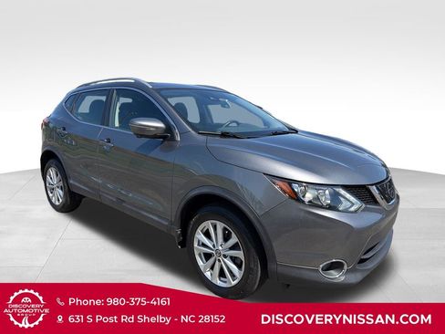 Certified 2019 Nissan Rogue Sport SV w/ Technology Package FWD image 4