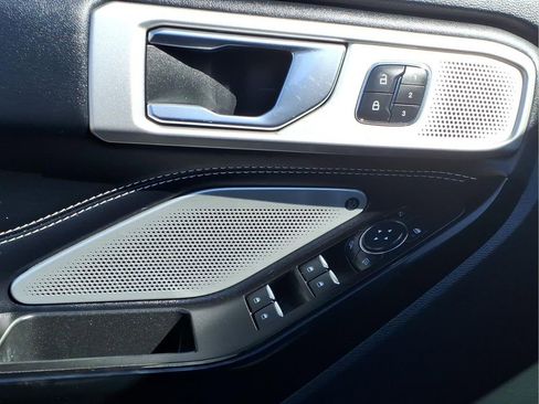 Used 2021 Ford Explorer ST w/ Equipment Group 401A image 12