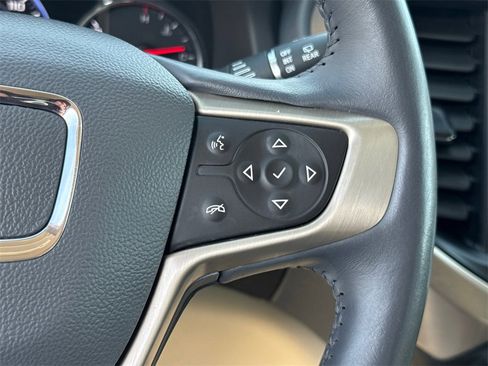 Used 2022 GMC Acadia Denali w/ Denali Technology Package image 26