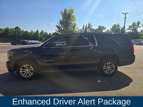 Used 2019 Chevrolet Suburban LT AWD/4WD image 4