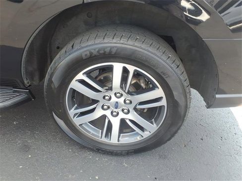 Certified 2024 Ford Expedition Limited image 8