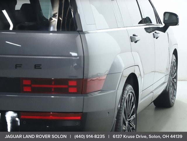 Used 2025 Hyundai Santa Fe Calligraphy AWD/4WD image 8