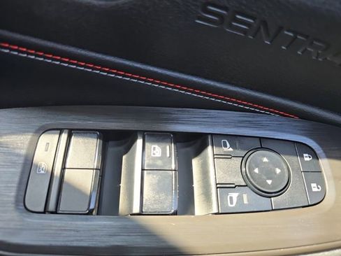 New 2026 Nissan Sentra SR FWD image 30