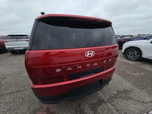 Used 2025 Hyundai Santa Fe SEL FWD image 6