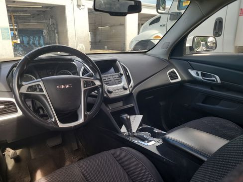 Used 2017 GMC Terrain SLE FWD image 10