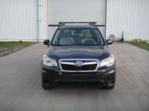 Used 2015 Subaru Forester 2.5i Premium AWD/4WD image 3