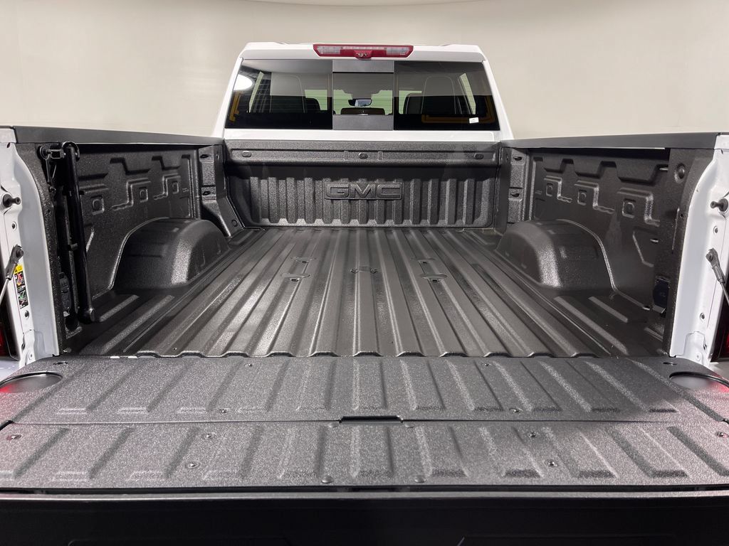 Used 2025 GMC Sierra 2500 Denali Ultimate w/ Max Trailering Package AWD/4WD image 10