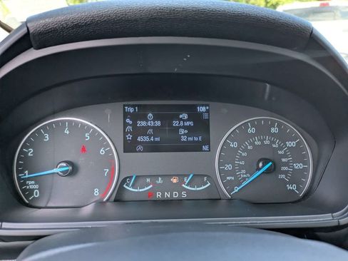 Used 2021 Ford EcoSport SE w/ SE Convenience Package FWD image 29