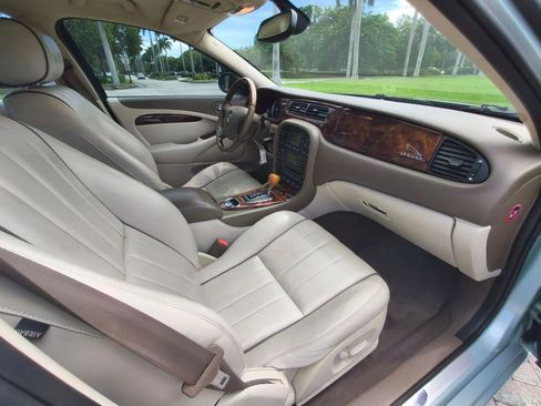 Used 2005 Jaguar S-TYPE 4.2 image 34