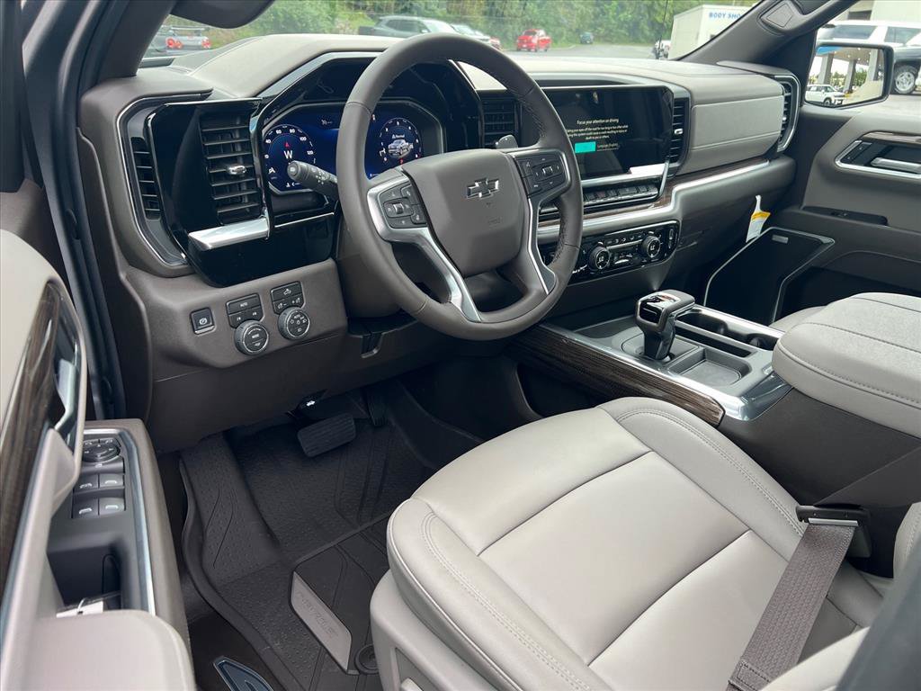 New 2026 Chevrolet Silverado 1500 RST w/ Convenience Package II AWD/4WD image 14