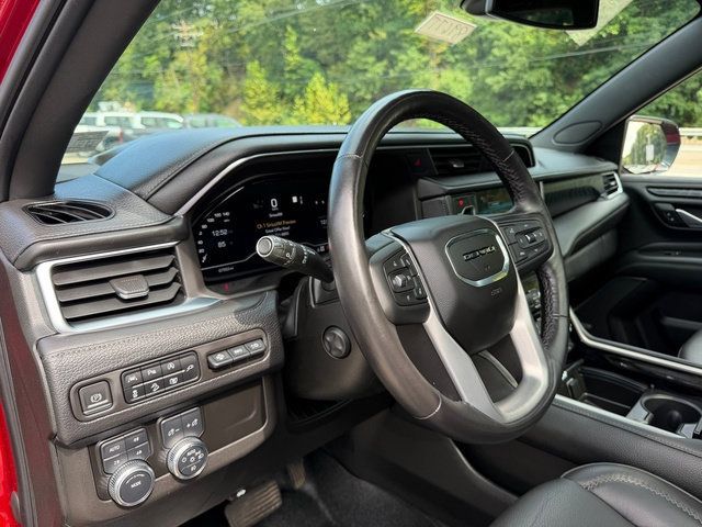 Used 2022 GMC Yukon Denali AWD/4WD image 15