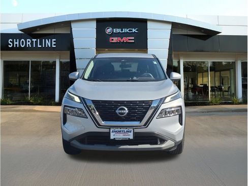 Used 2023 Nissan Rogue SV AWD/4WD image 8