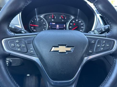 Used 2022 Chevrolet Equinox LT w/ Driver Convenience Package FWD image 29