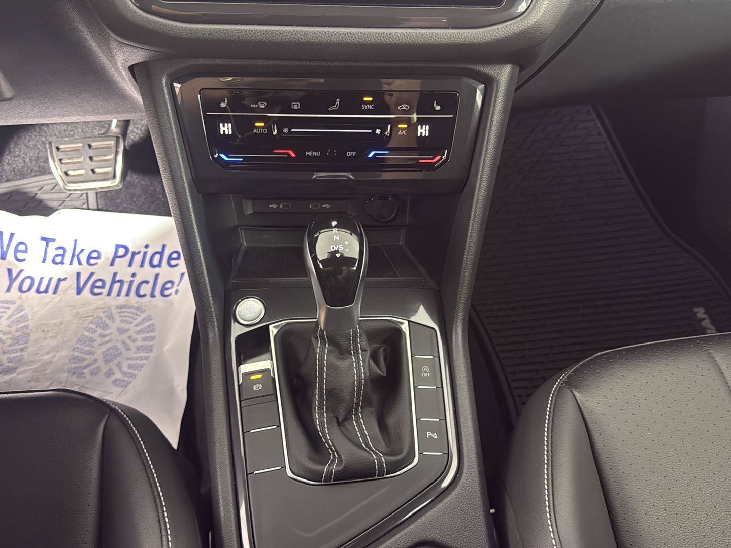 Certified 2024 Volkswagen Tiguan SE R-Line FWD image 18