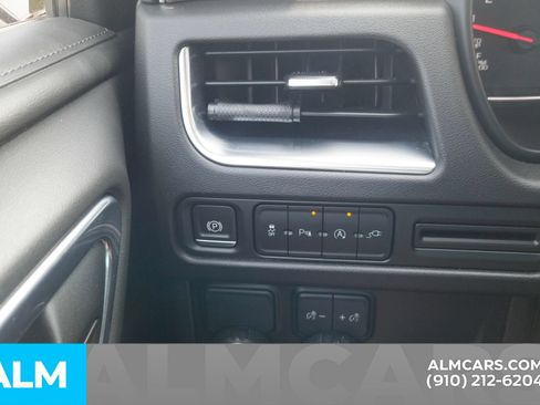 Used 2021 Chevrolet Tahoe LT RWD image 32