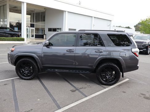 Used 2023 Toyota 4Runner SR5 Premium w/ Moonroof Package AWD/4WD image 7