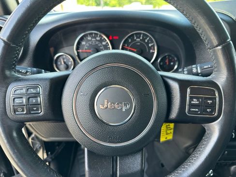 Used 2016 Jeep Wrangler Unlimited Sport AWD/4WD image 19